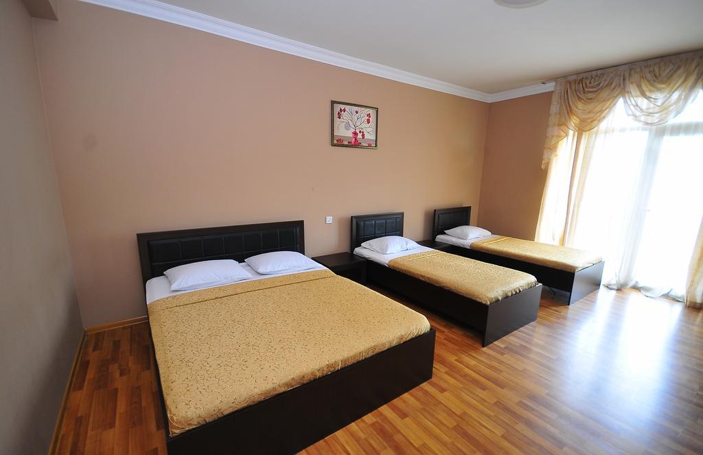Prestige Hotel Batumi Exterior photo